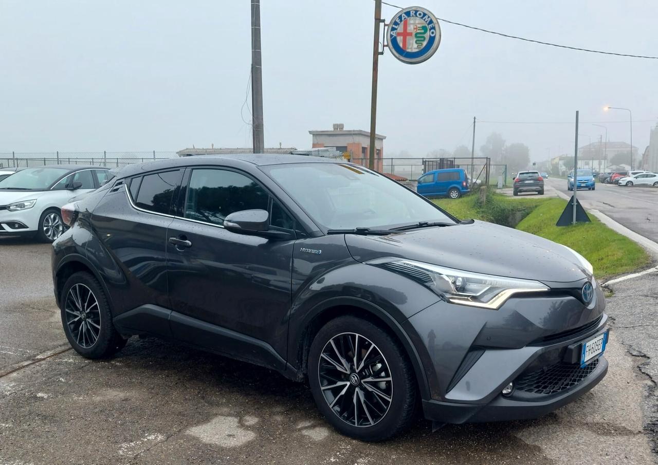 TOYOTA C-HR 1.8 HYBRID