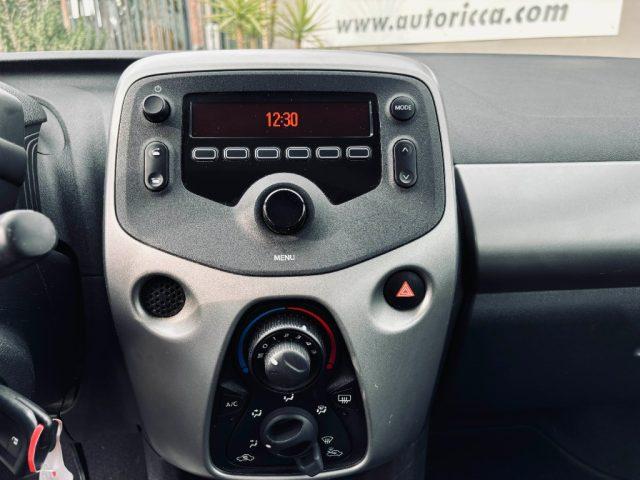 PEUGEOT 108 Allure 1.0 69CV *CAMBIO AUTOMATICO*UNICO PROPRIET*