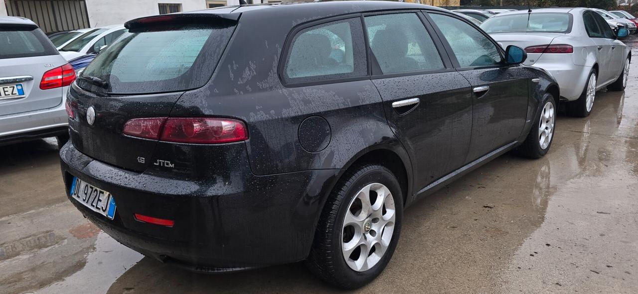 Alfa 159 tutta apena revisionata e batteria nuova