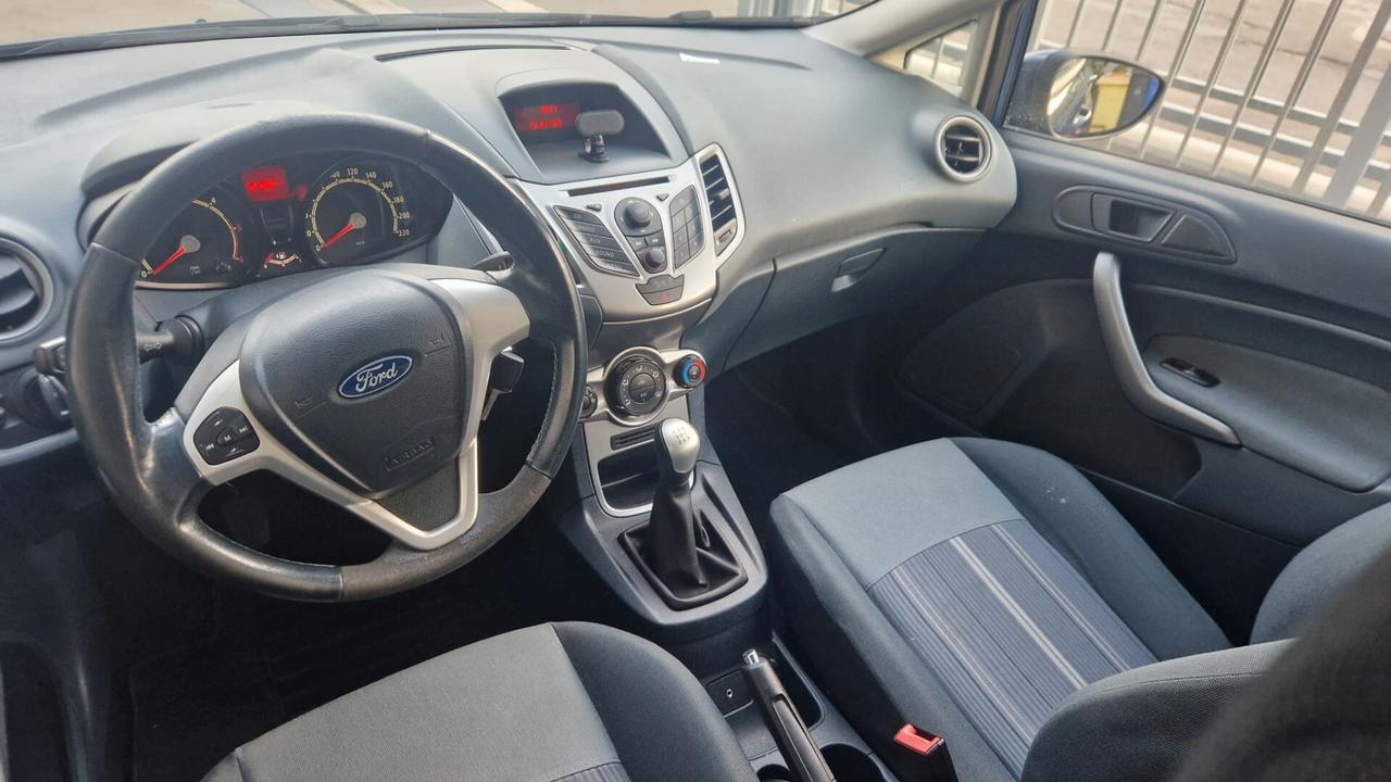 Ford Fiesta 1.4 TDCi 5p. aux AC neopat ok