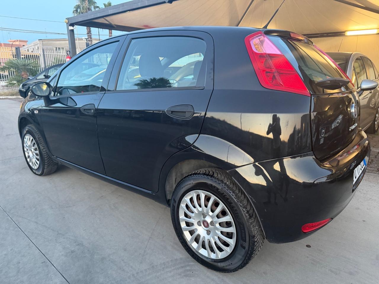 Fiat PUNTO 1.4 METANO 2016 - BELLA!