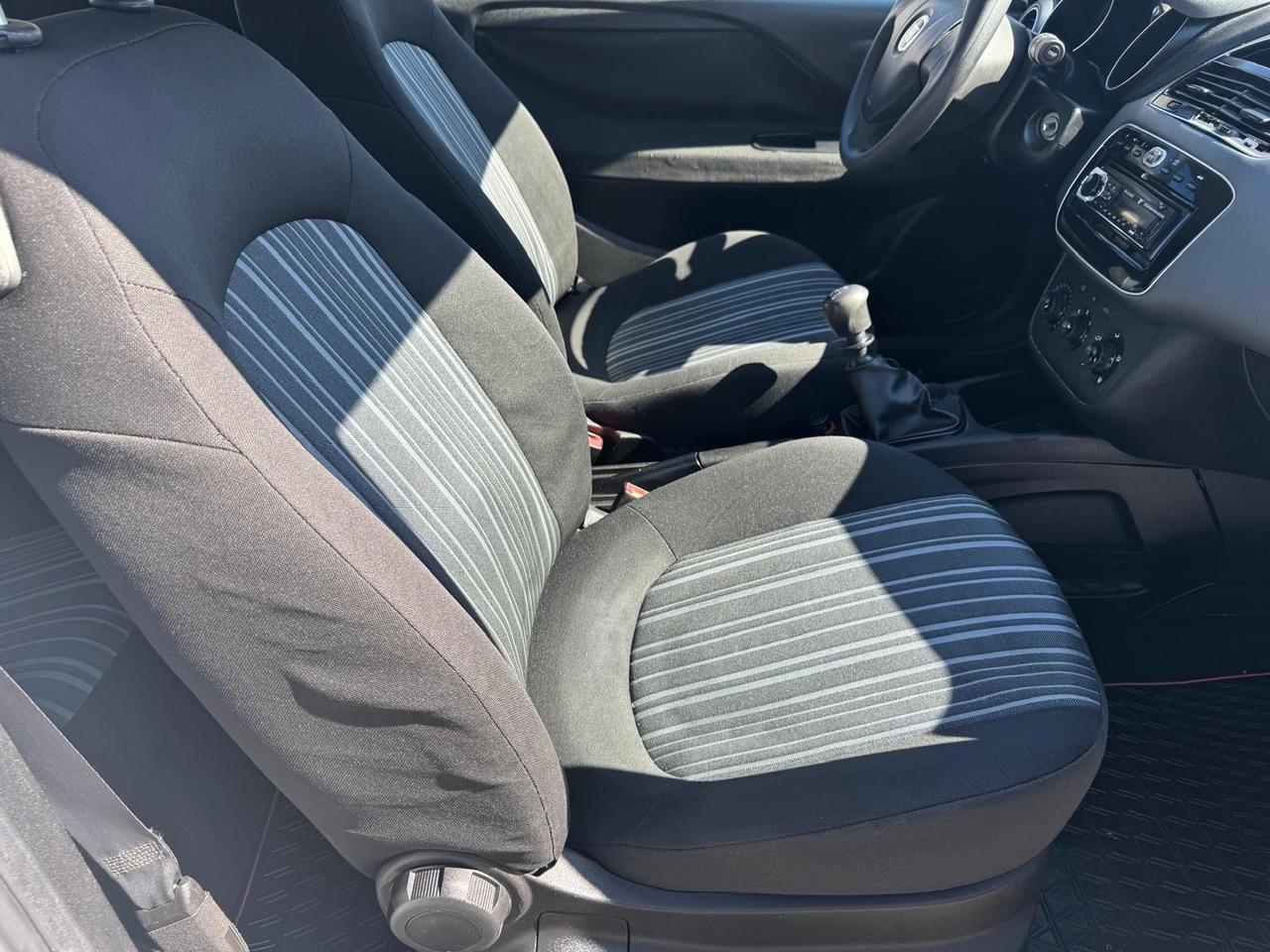 Fiat Punto Evo 1.2 benzina. 12 Mesi di garanzia