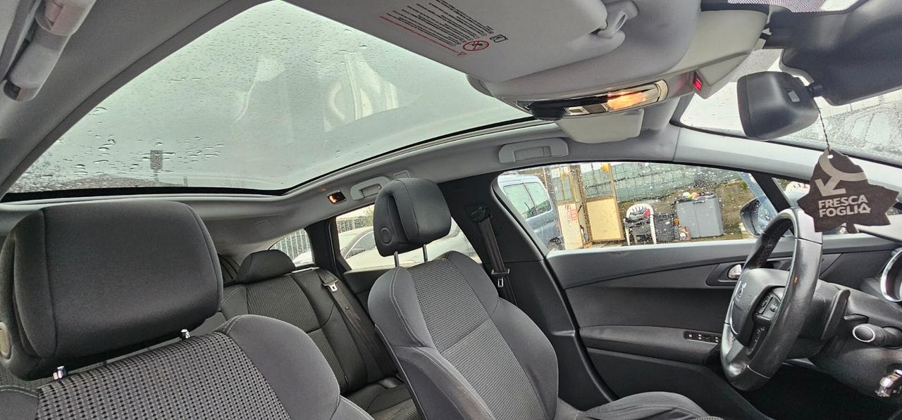 Peugeot 508 2.0 HDi 163CV aut. SW Ciel Allure