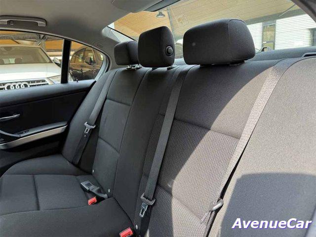 BMW 320 d BERLINA ATTIVA XENO CERCHI 17'' SEDILI SPORTIVI