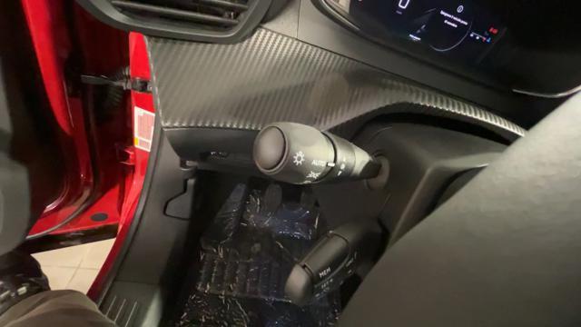 PEUGEOT 2008 PureTech 100 S&S Allure - NUOVO MODELLO!