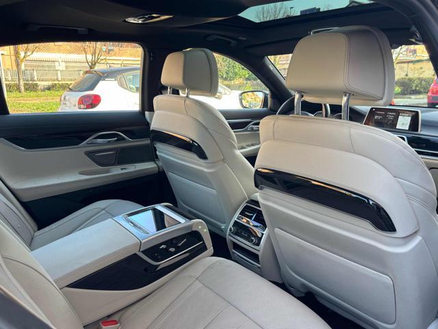 BMW 740 d xDrive Luxury UNICO PROP
