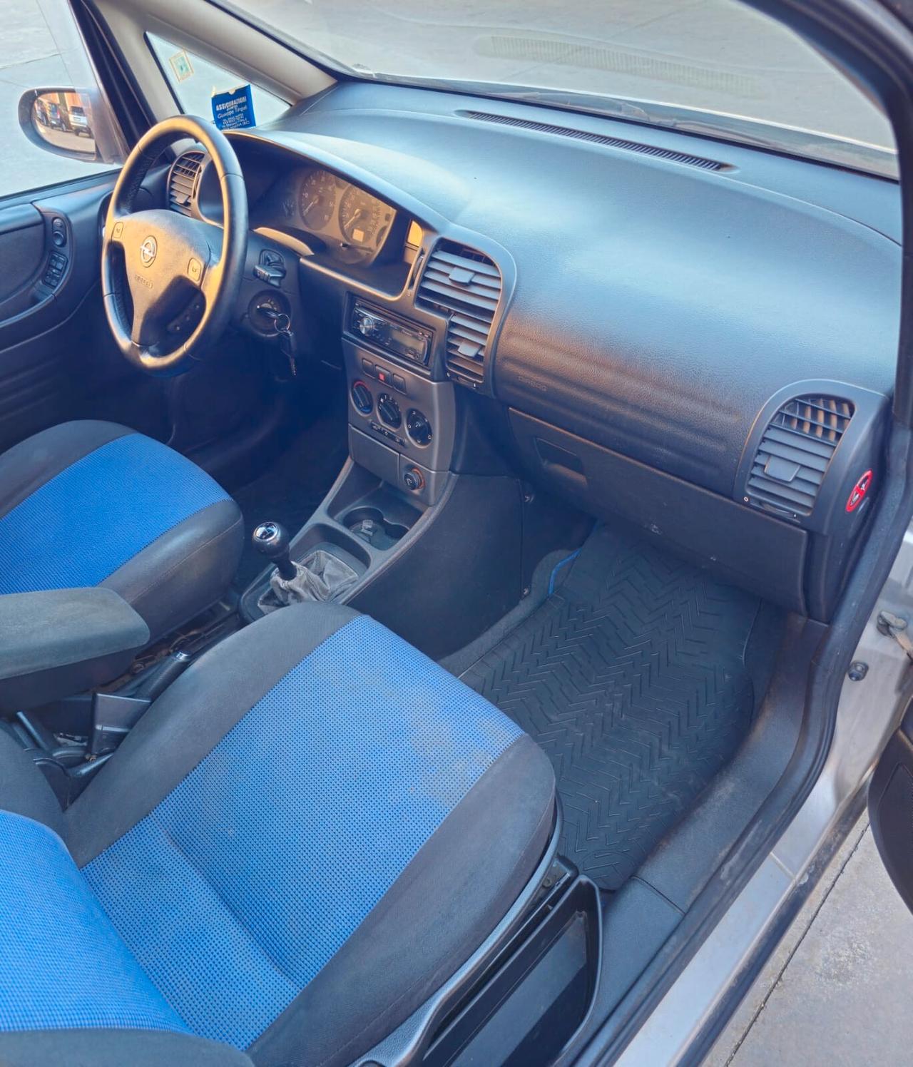 Opel Zafira 2.0 16V DTI cat Elegance