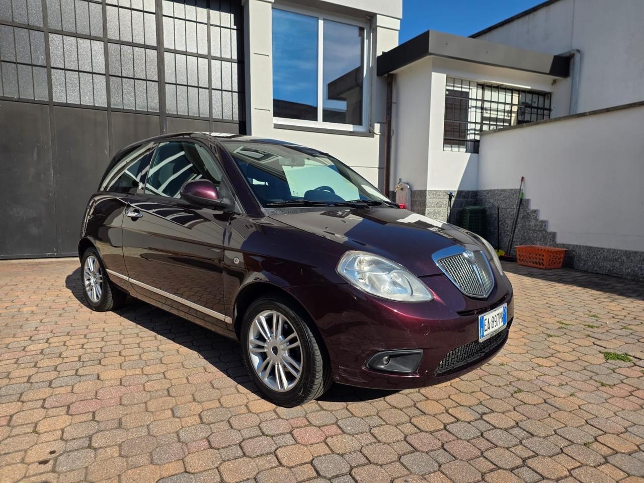 Lancia Ypsilon 1.4 Oro Ecochic GPL