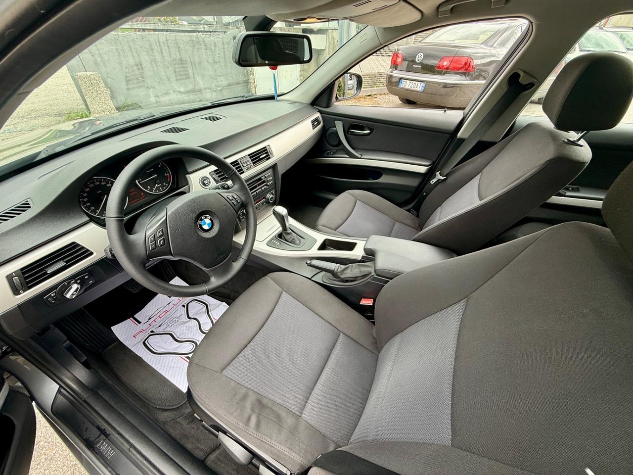 Bmw 320d cat Touring autom. 2010