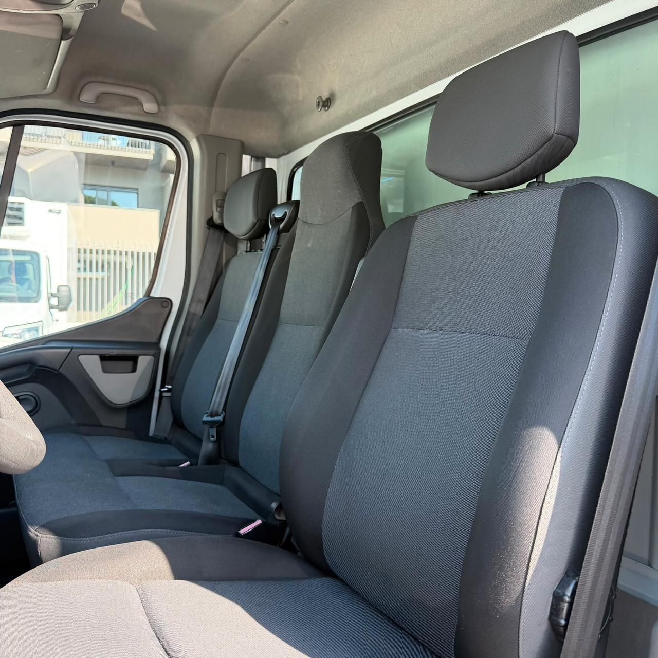 RENAULT MASTER 2.3dci CON SPONDA