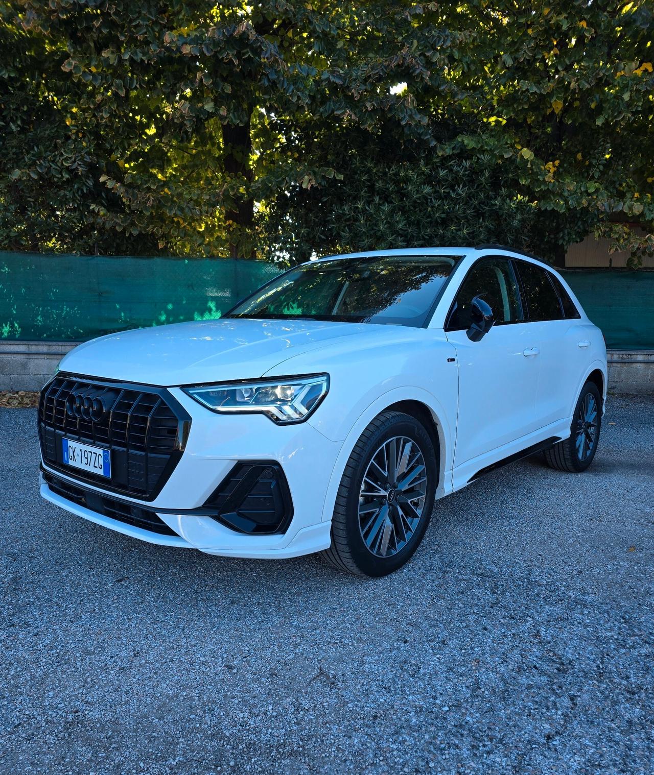 Audi Q3 SPB 35 TDI S-line BlackNight
