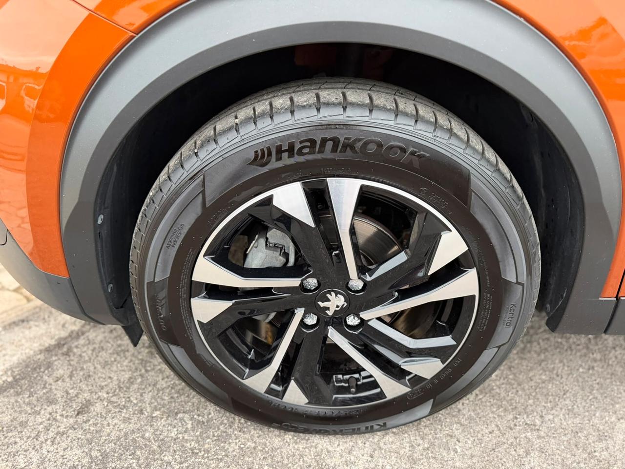 Peugeot 2008 PureTech 100 S&S Allure Navi Pack