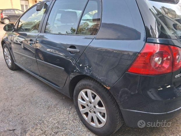 VOLKSWAGEN GOLF 5 BENZINA 1.6