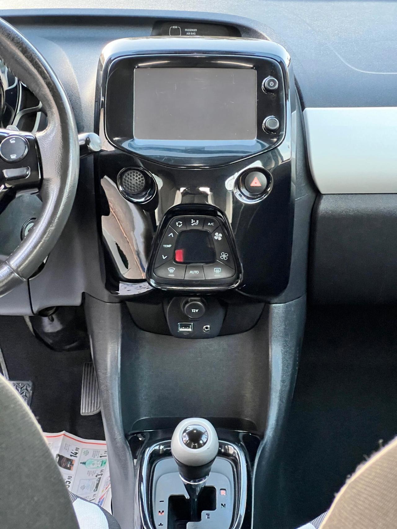 Toyota Aygo 1.0 VVT-i 69 CV 5 porte x-wave MMT