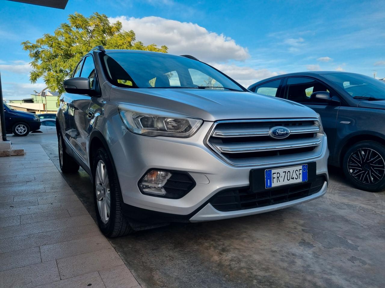 Ford Kuga 1.5 TDCI 120 CV S&S 2WD Powershift Business