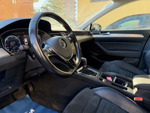 VOLKSWAGEN Passat 2.0 BiTDI 4MOTION DSG Highline BlueMotion Technolo