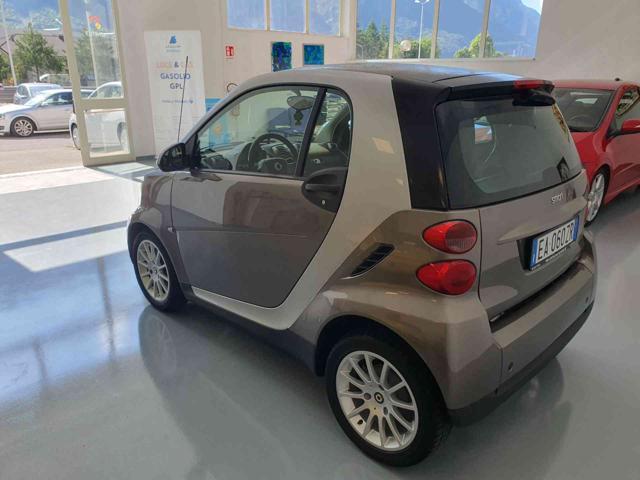 SMART ForTwo 1000 52 kW MHD coupé pulse