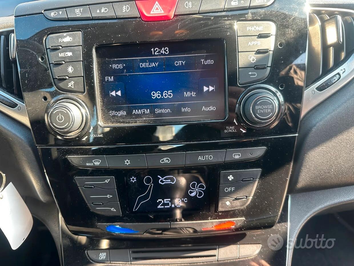 Lancia Ypsilon 1.2 69 CV 5 porte Platinum