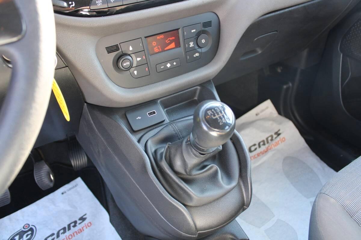 Fiat Doblò 1.4 tjt natural power Lounge 120cv