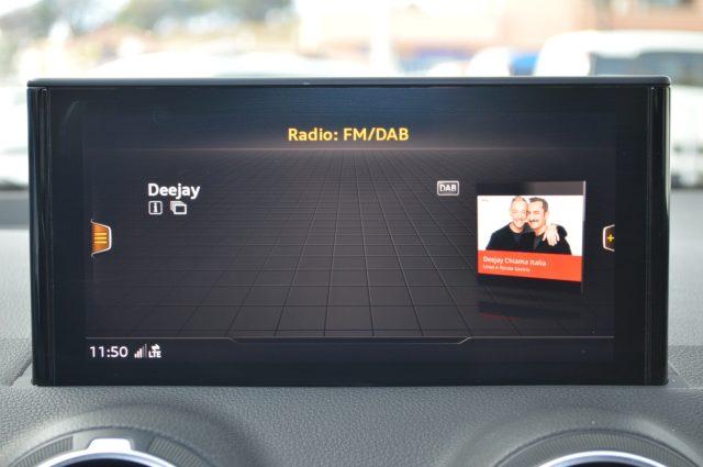 AUDI Q2 30 TDI S tronic Business