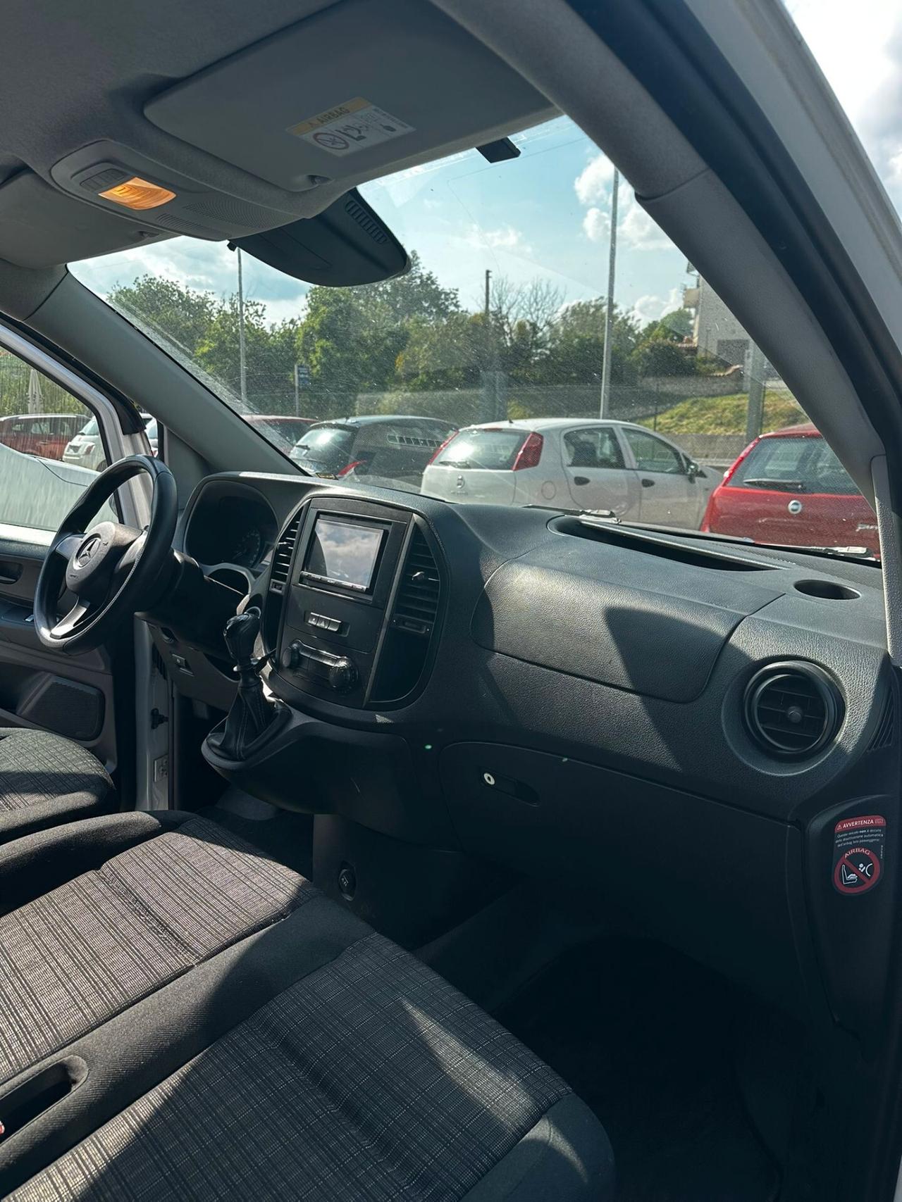 Mercedes - Benz Vito 2.2