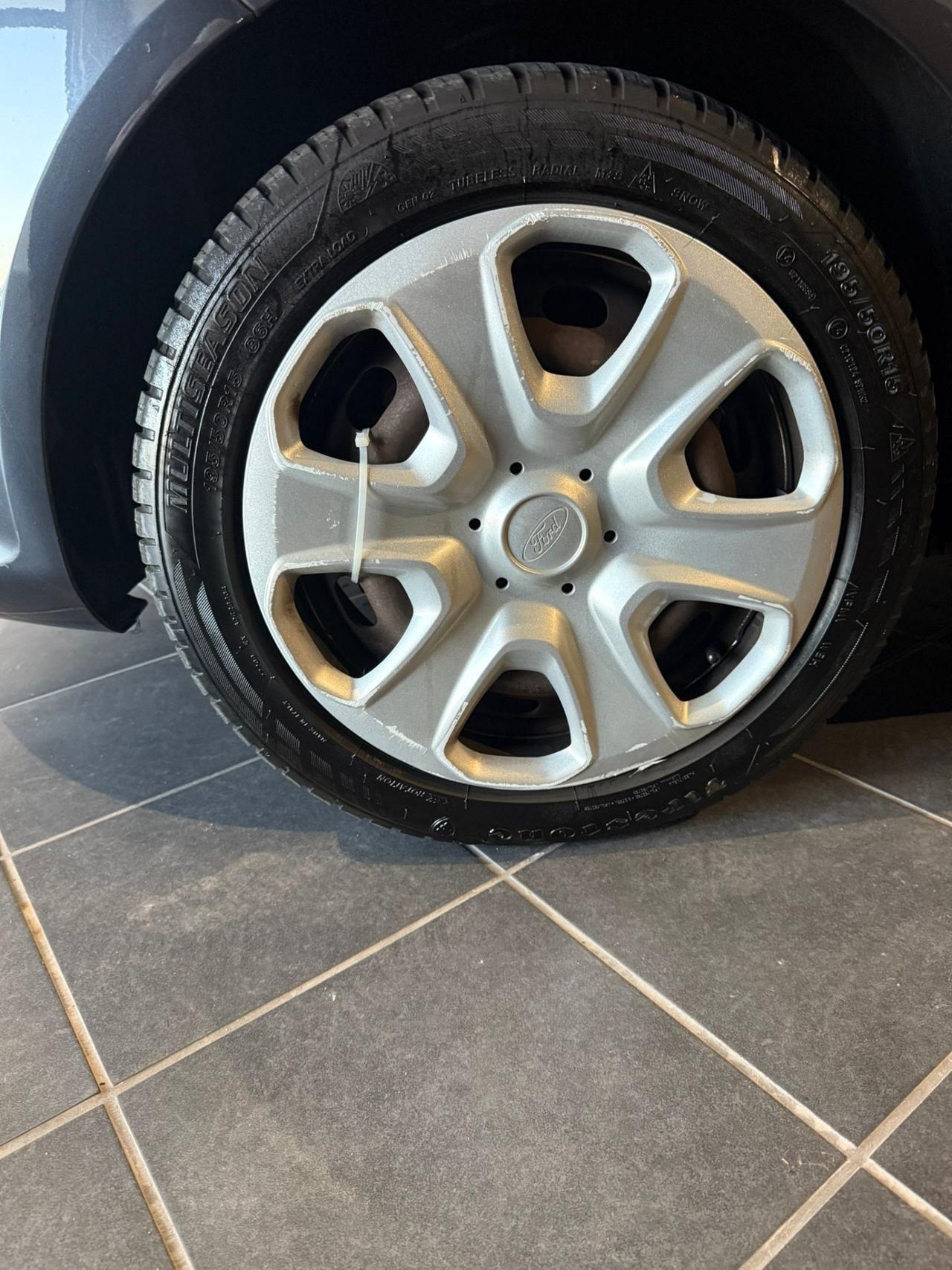 Ford Fiesta 1.4 TDCi - NEOPATENTATI