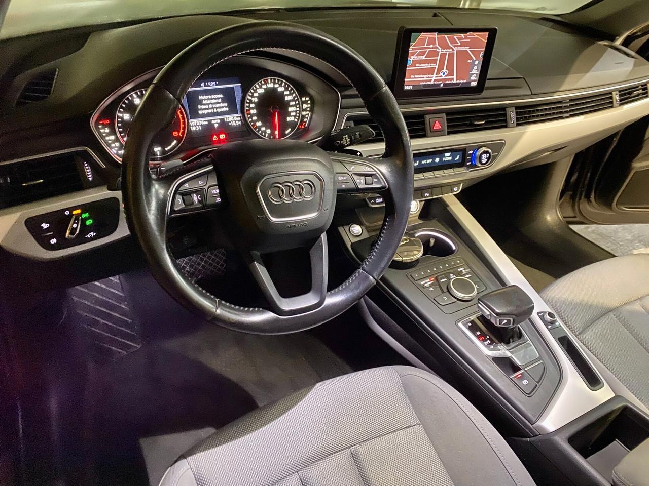 Audi A4 2.0 TDI 150 CV ultra S tronic Design.12/2015