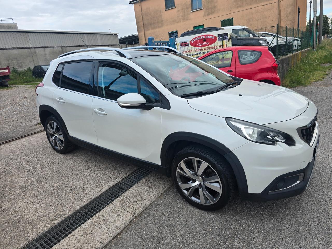 Peugeot 2008 PureTech Turbo 110 S&S Allure