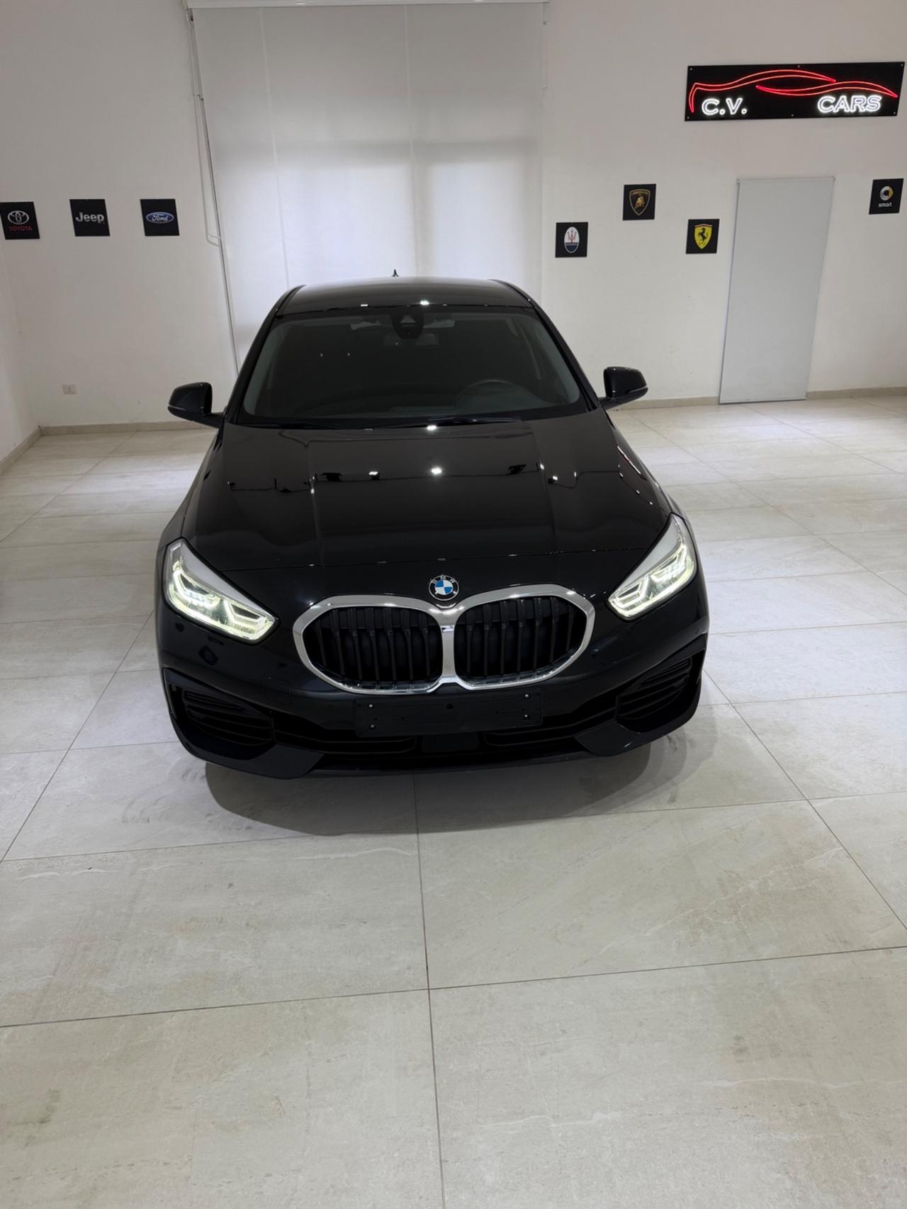 Bmw 116 116d SPORT 5p. TOTAL BLACK FARI E STOP FULL LED