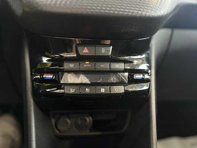 Peugeot 2008 BlueHDi 100 S&S Allure