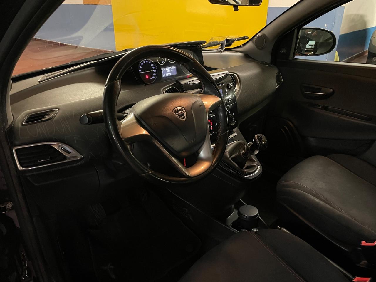 Lancia Ypsilon 1.2 Neopatentati Euro 6