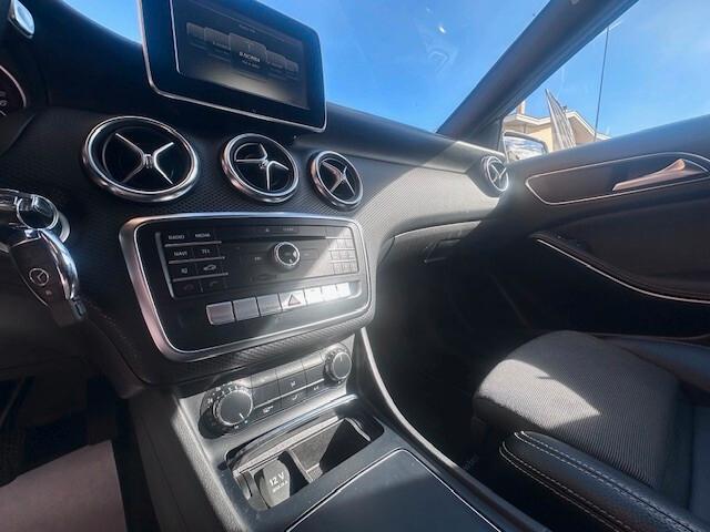 Mercedes-benz A 180 d Automatic Business UNIPRO