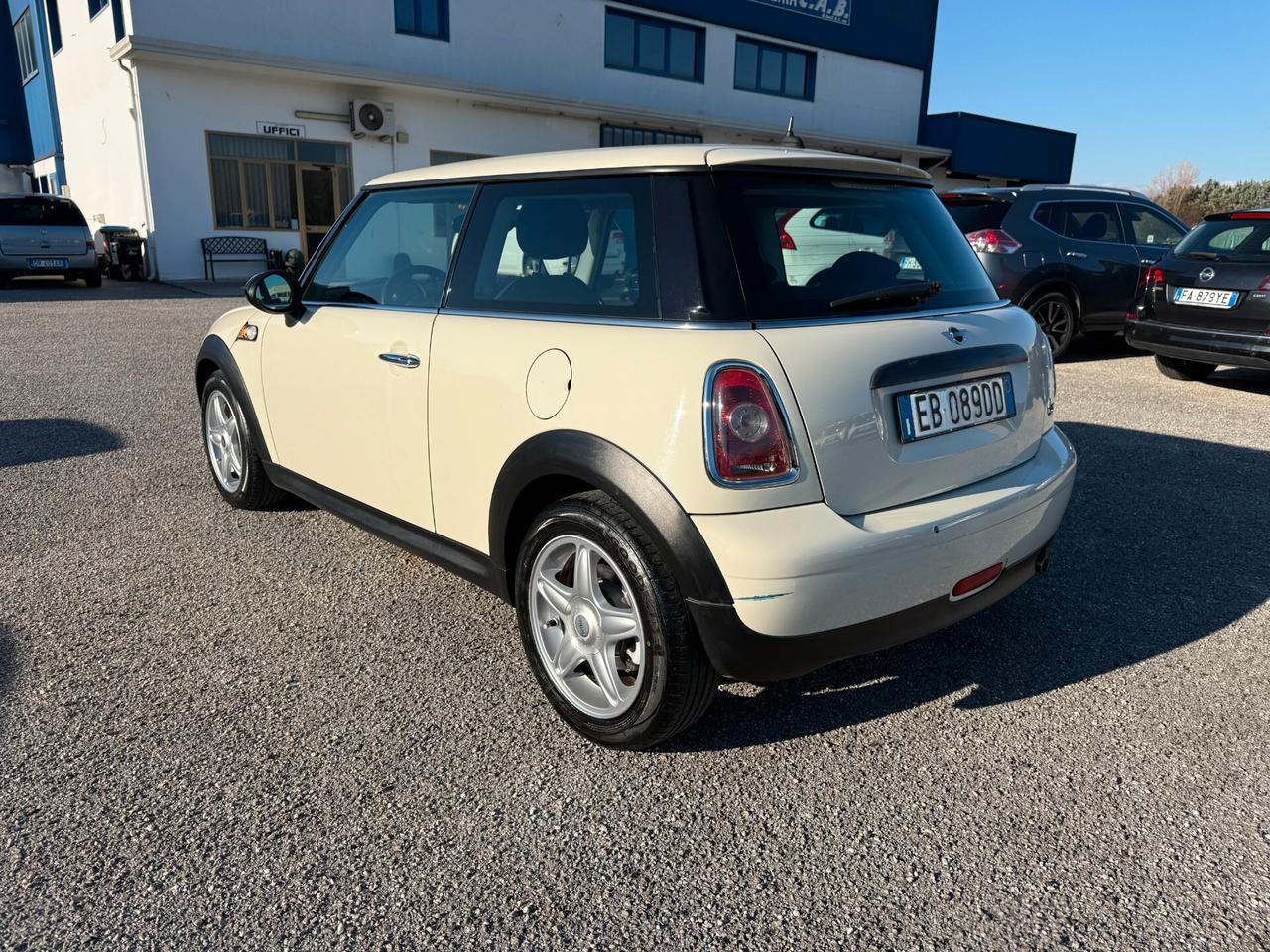Mini 1.6 16V One (55kW)