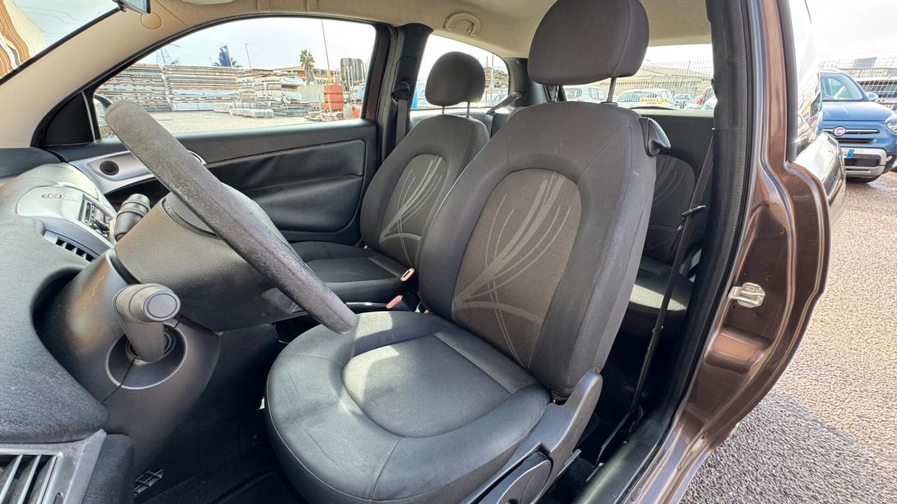 Lancia Ypsilon 1.2 69 CV NEOPATENTATI - 2011