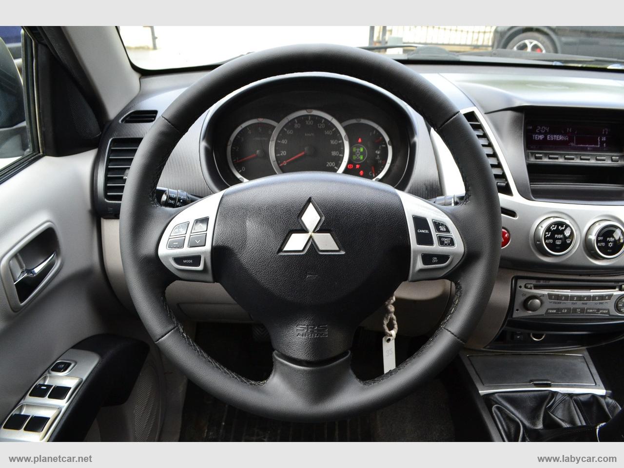 MITSUBISHI L200 2.5 DI-D DC Invite