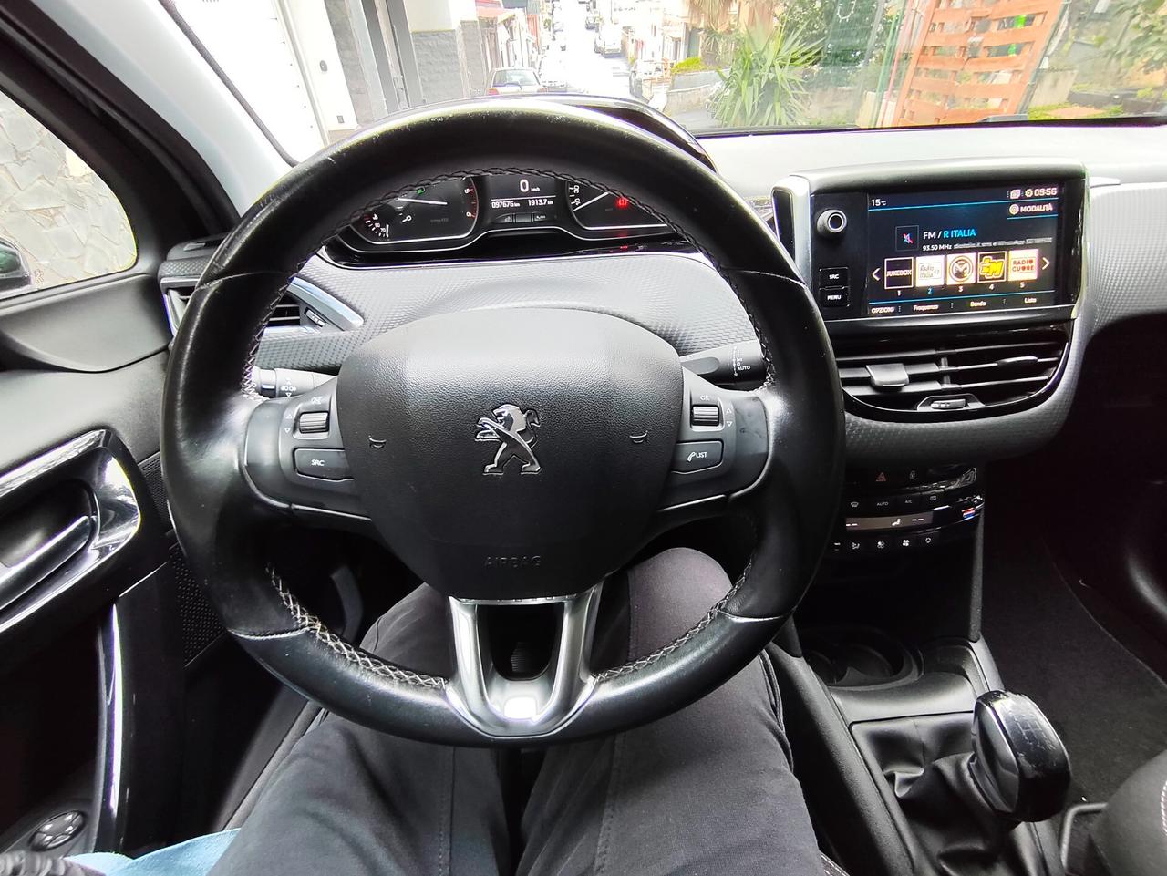 Peugeot 208 BlueHDi 100 CV Allure 2019