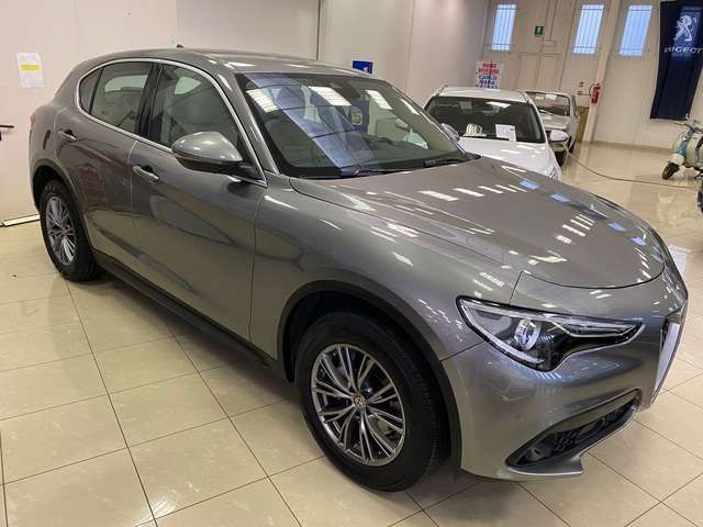 Alfa Romeo Stelvio Stelvio 2.2 t Executive Q4 210cv auto