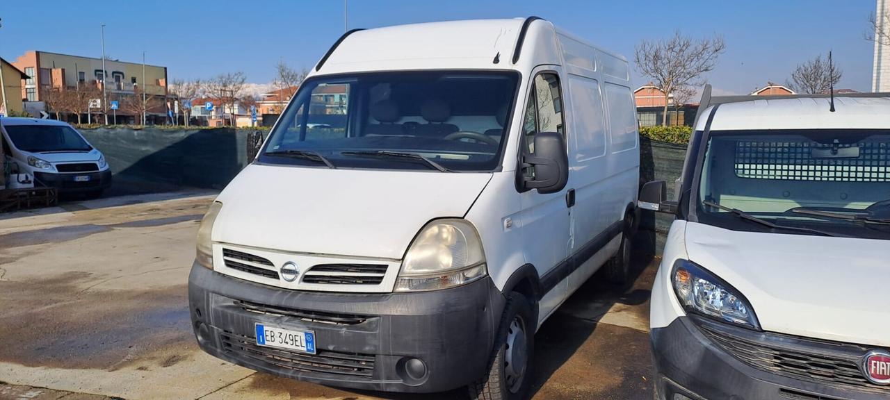 Nissan Interstar 2.5 dCi/120 cv furgone 2011