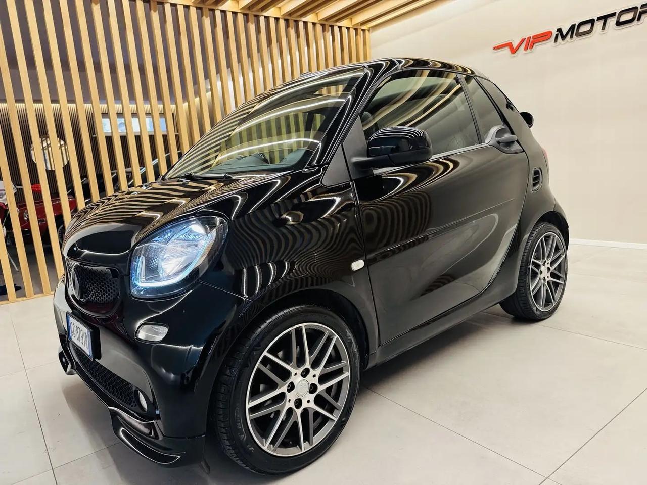 SMART BRABUS 0.9 BRABUS CABRIO EXCLUSIVE 109CV *FINANZIABILE*