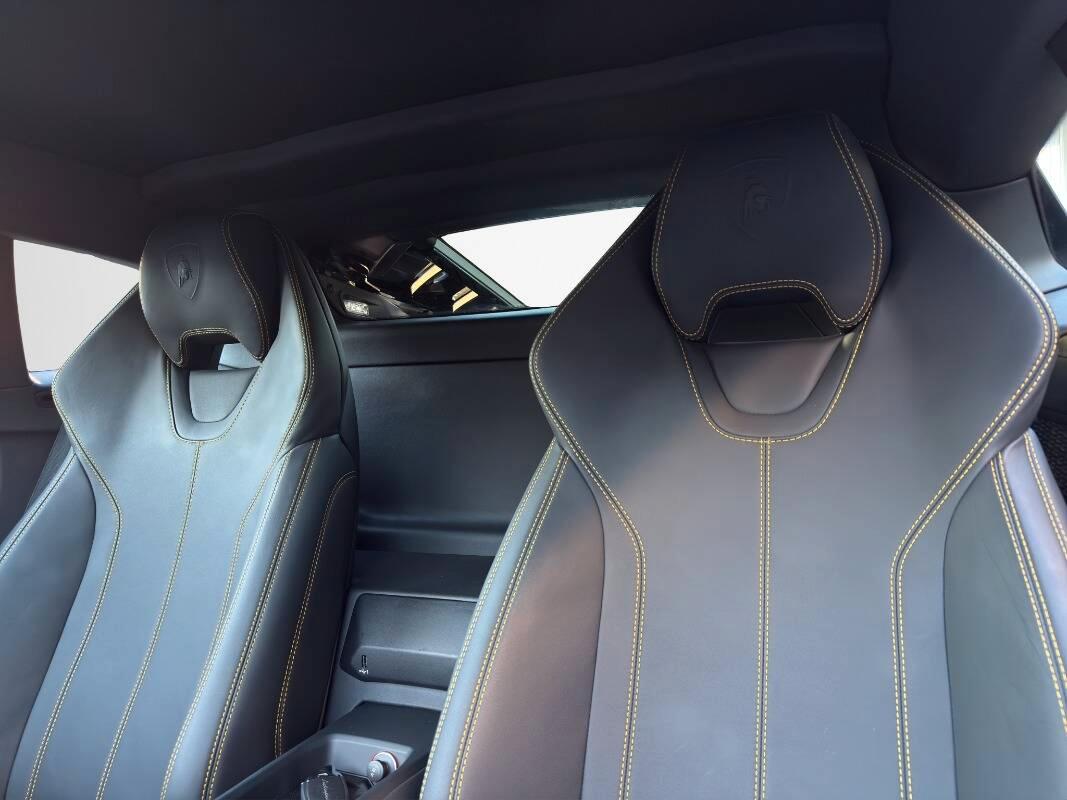 Lamborghini Huracan Coupe Huracan coupe 5.2 Evo 640 awd Sollevatore