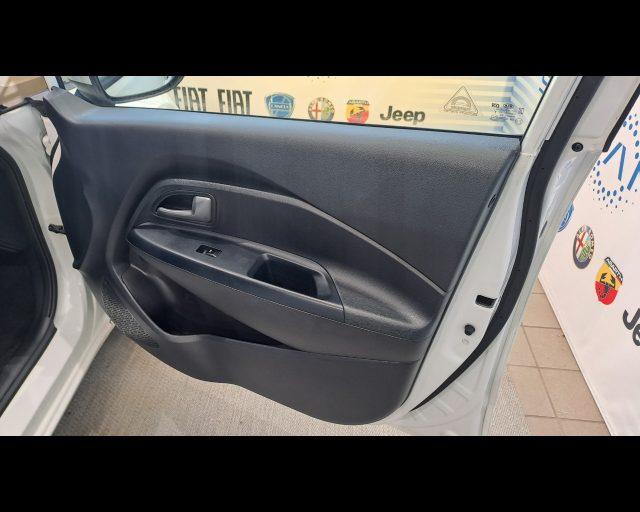 KIA Rio 5p 1.1 crdi Active E6