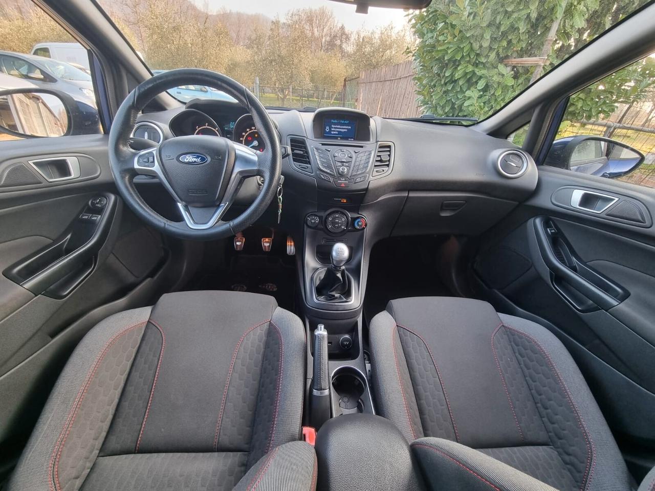 Ford Fiesta 1.5 TDCi 95CV 5 porte ST-Line