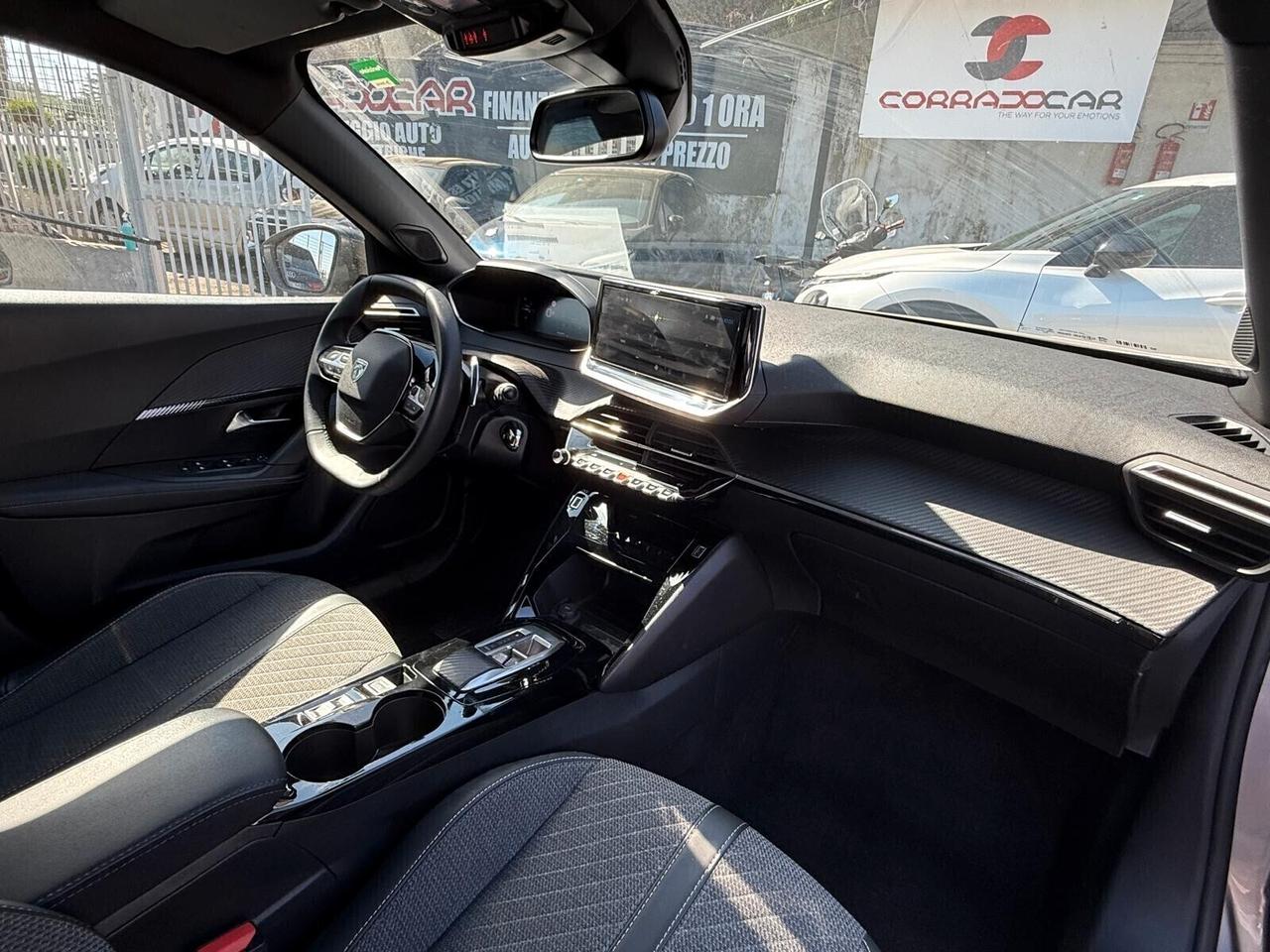 PEUGEOT 2008 2025 AUTOMATICA 130CV ALLURE 18000 KM