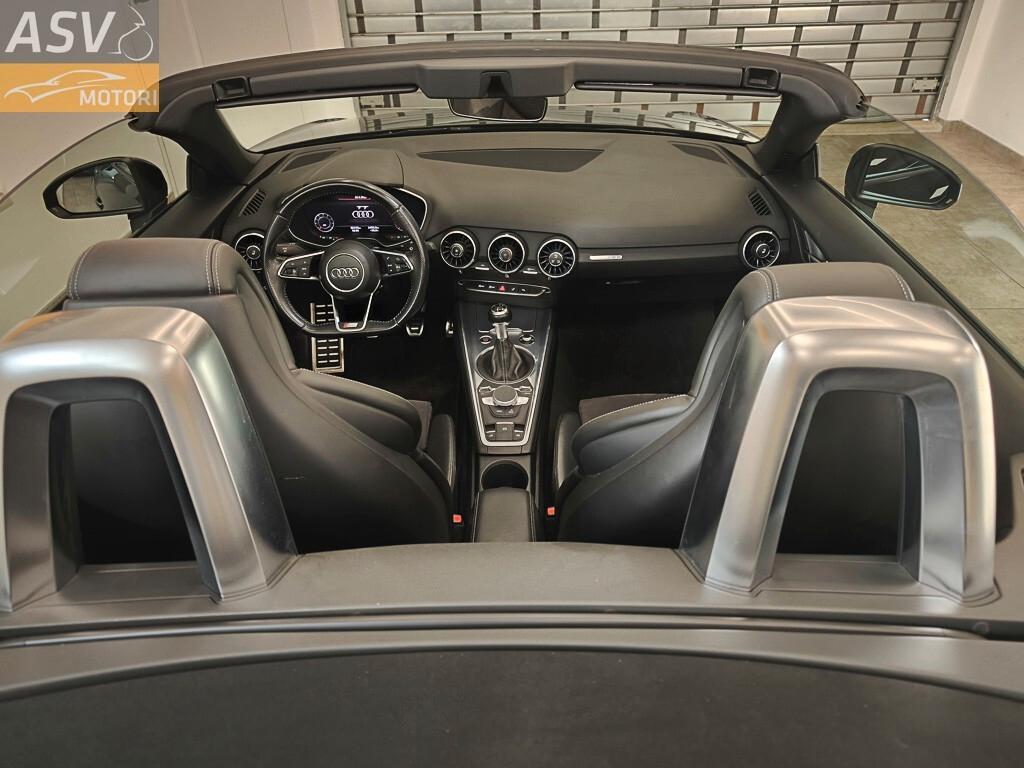 Audi TT Roadster 2.0 TFSI S line