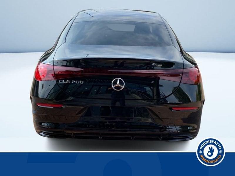 Mercedes-Benz CLA 200 Automatic Coupé AMG Line
