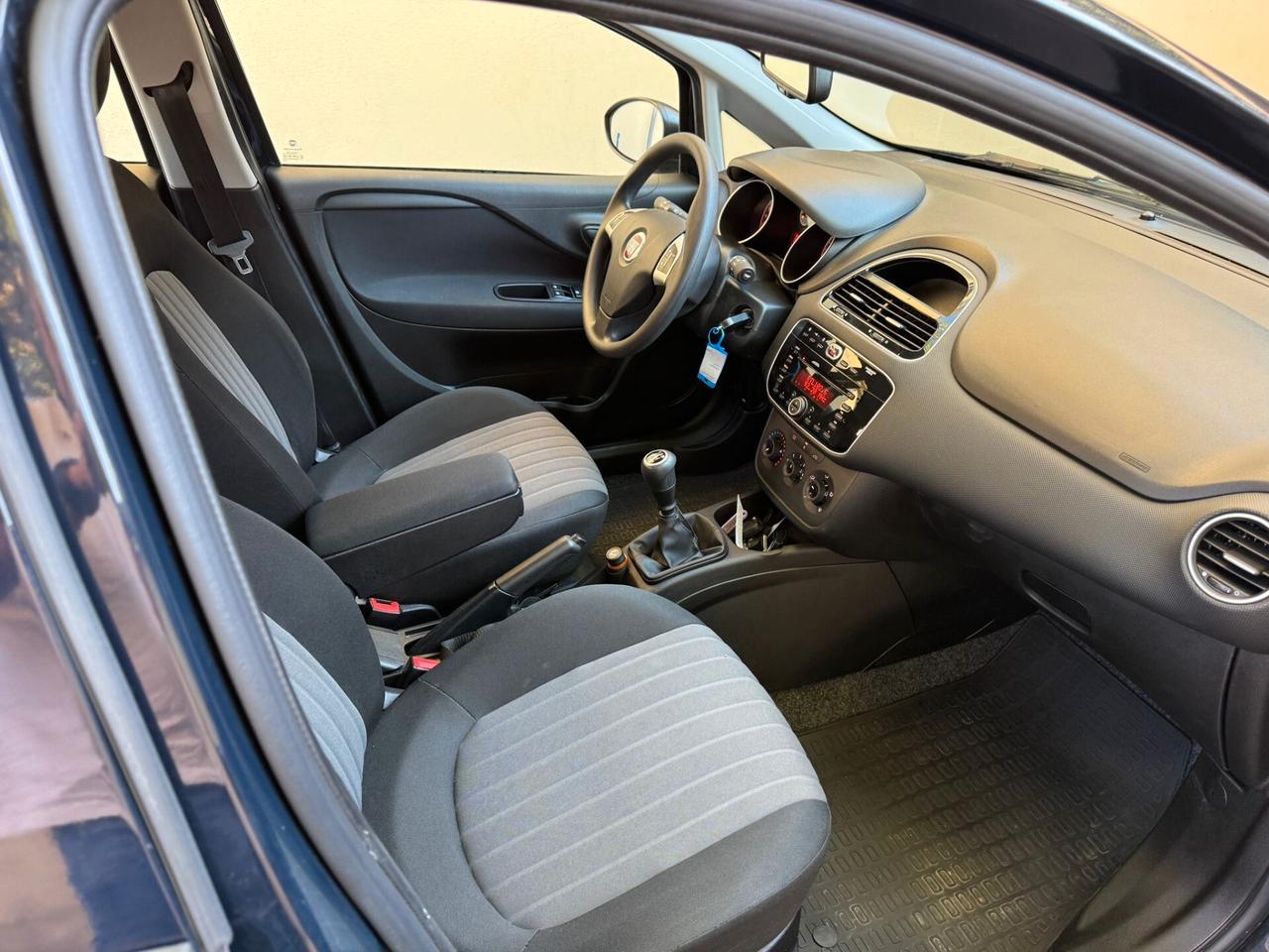 Fiat Punto 1.3 MJT II S&S 95 CV 5 porte Street
