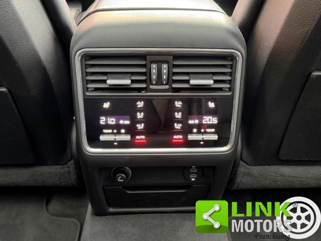 PORSCHE Cayenne Coupè 4.0 V8 Turbo 550 CV Tiptronic S