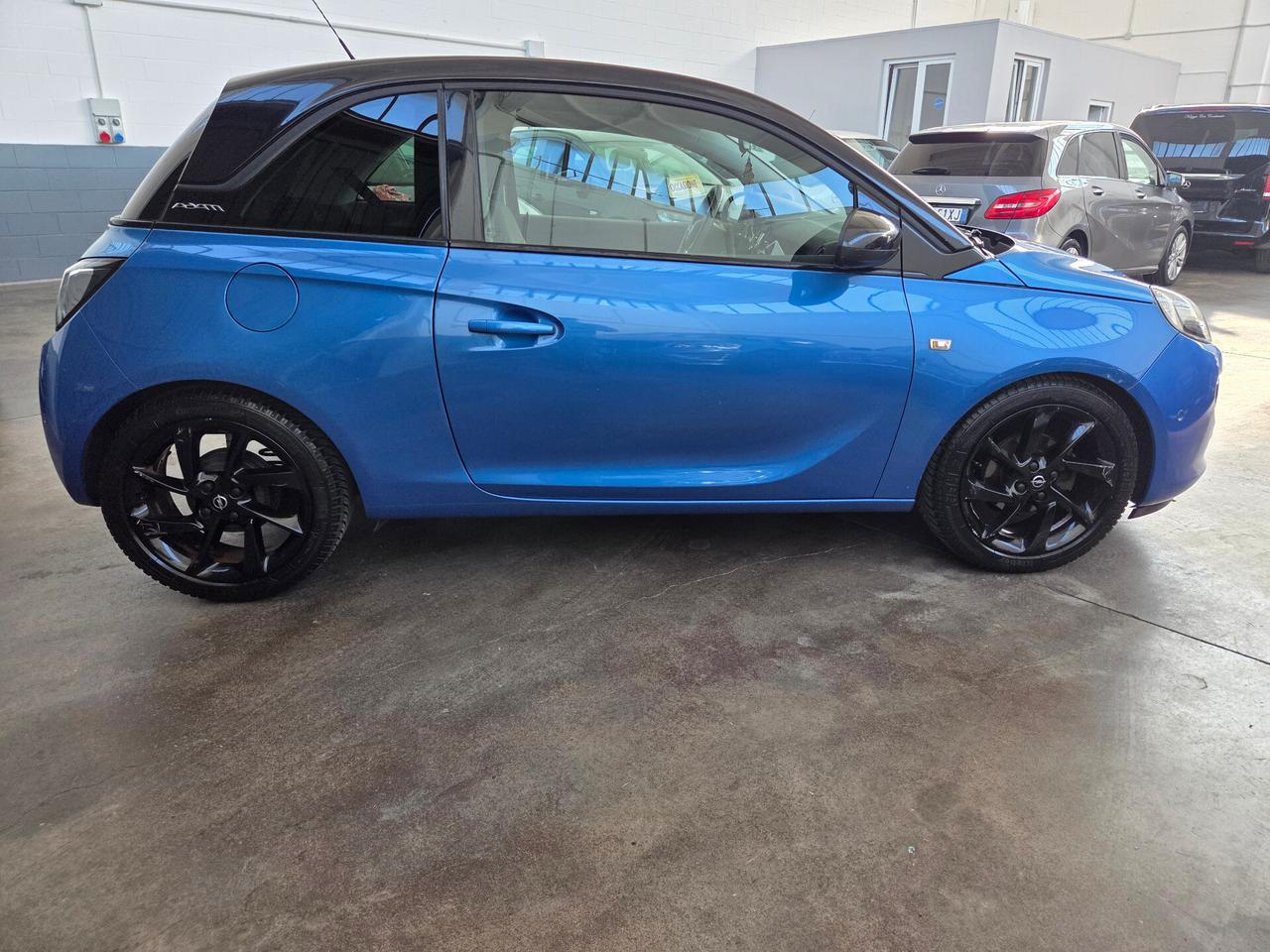Opel Adam 1.2 70 CV