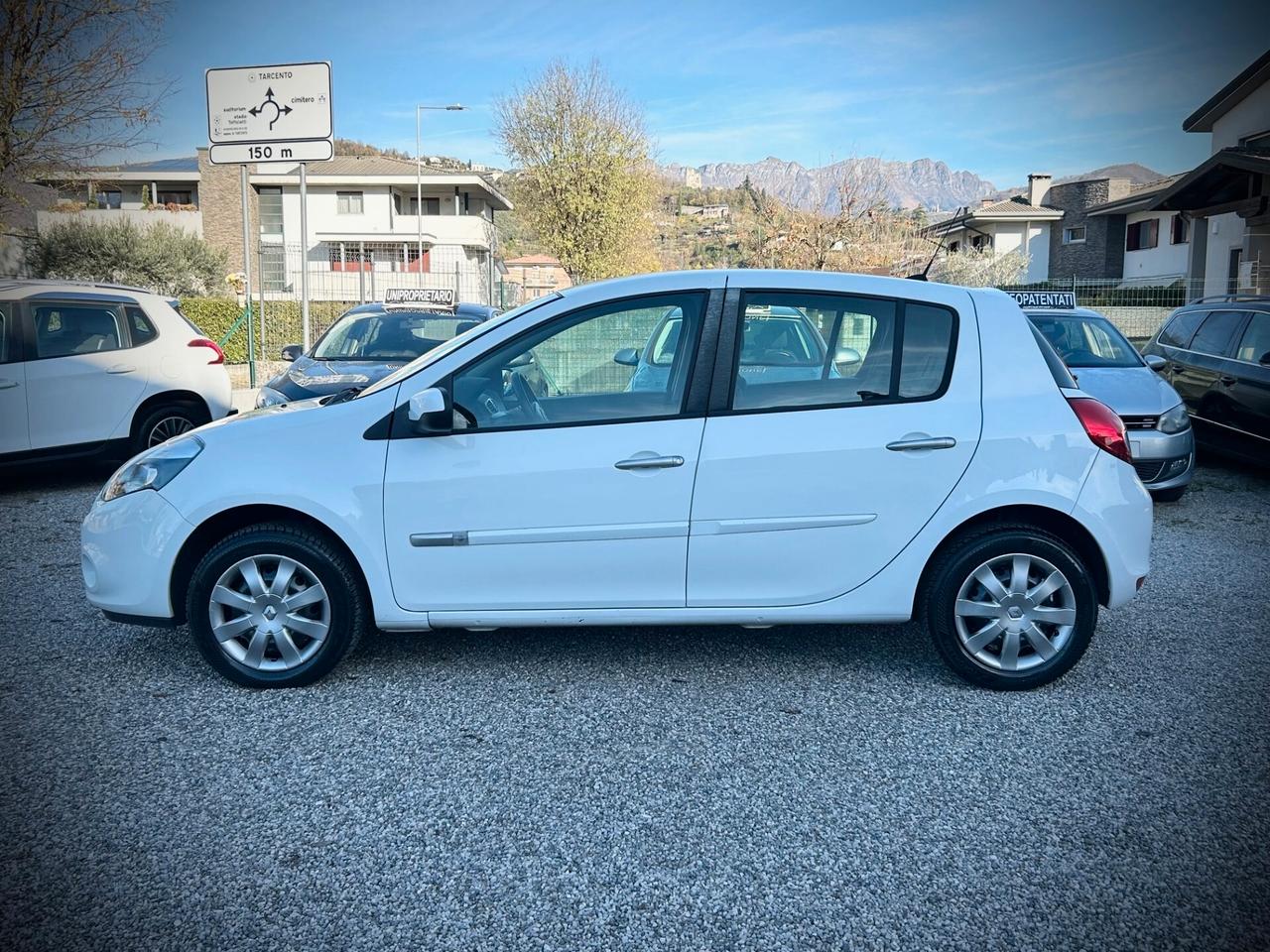 Renault Clio 1.5 dCi 5p UNIPROPRIETARIO-NEOPATENTATI