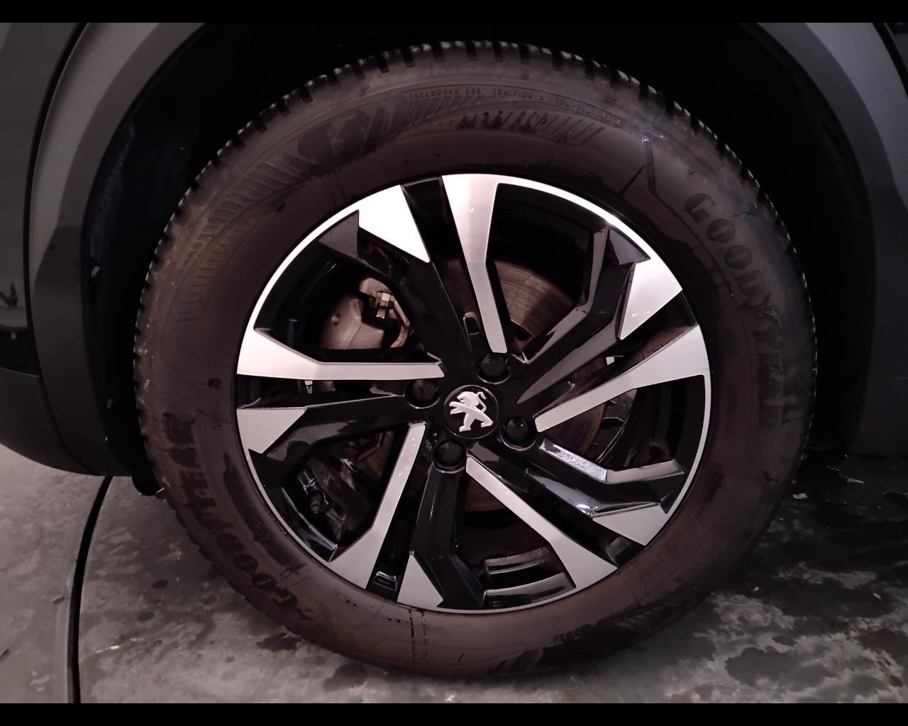 PEUGEOT 2008 II 2023 - 2008 1.5 bluehdi Allure s&s 130cv eat8